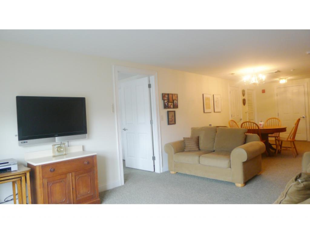 373 Lafayette Road, Unit 301 Hampton, NH 03842 - Photo 4 of 7