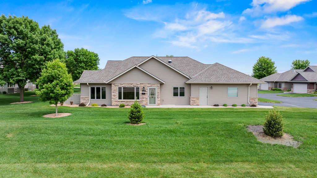 1626 Thunderbird Road Marshall, MN 56258 - Photo 1 of 38