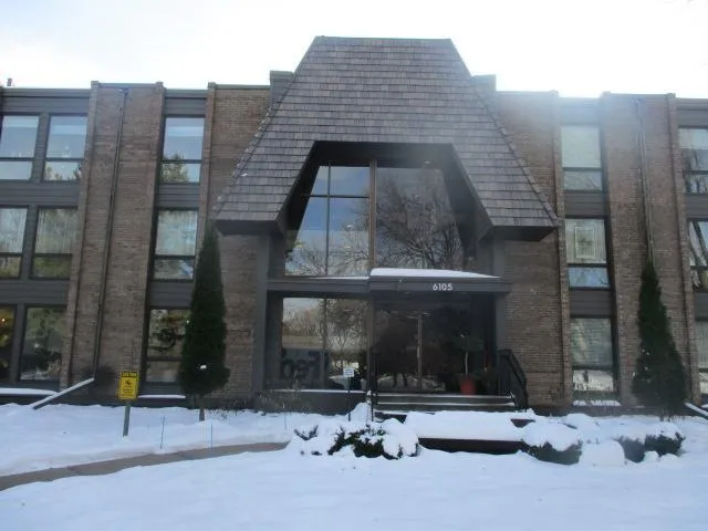 $205,000 | 6105 Lincoln Drive, Unit 130, Edina, MN 55436