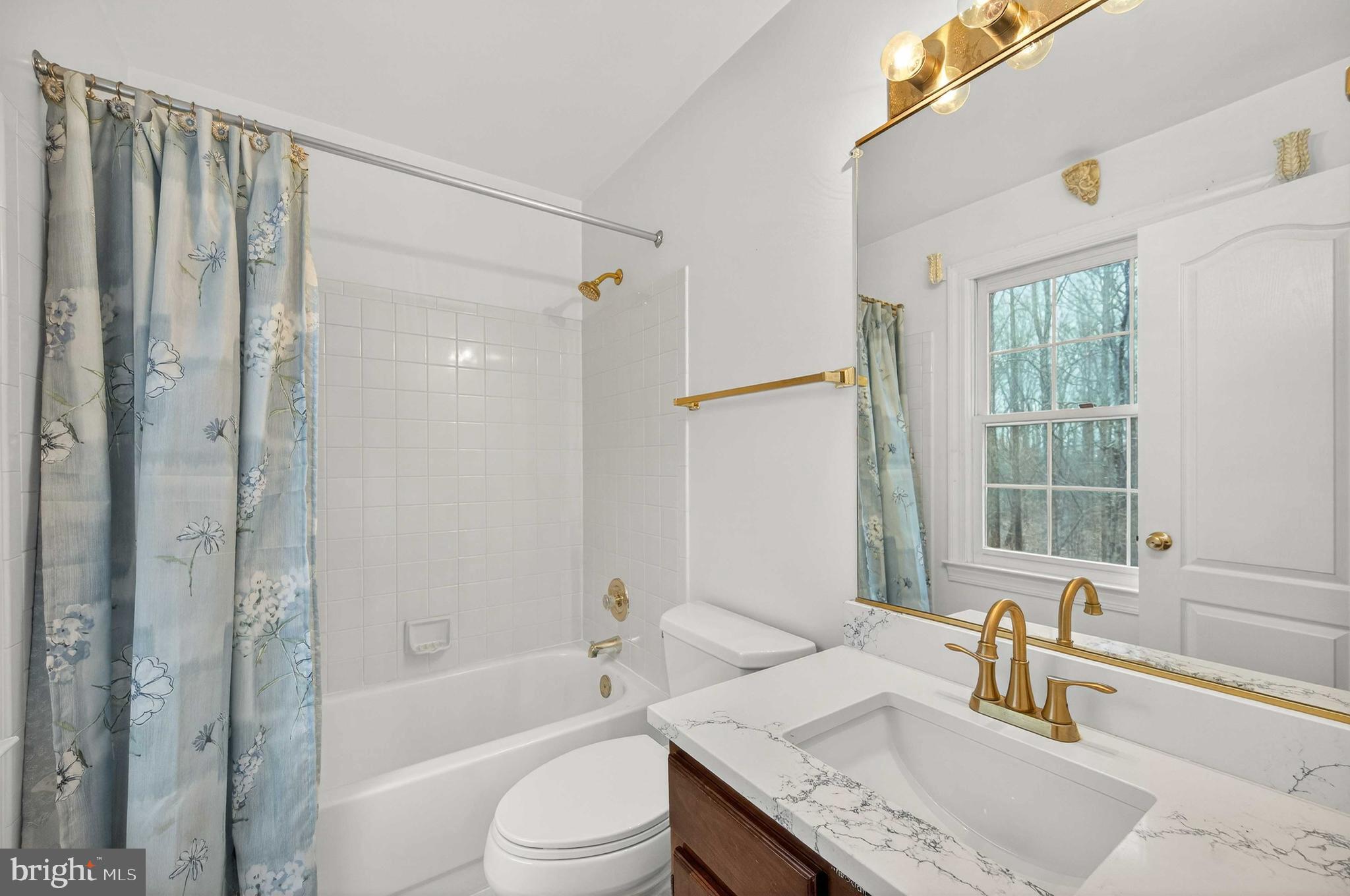 6612 Colchester Road Clifton, VA 20124 - Photo 57 of 93 Elegant Full bath