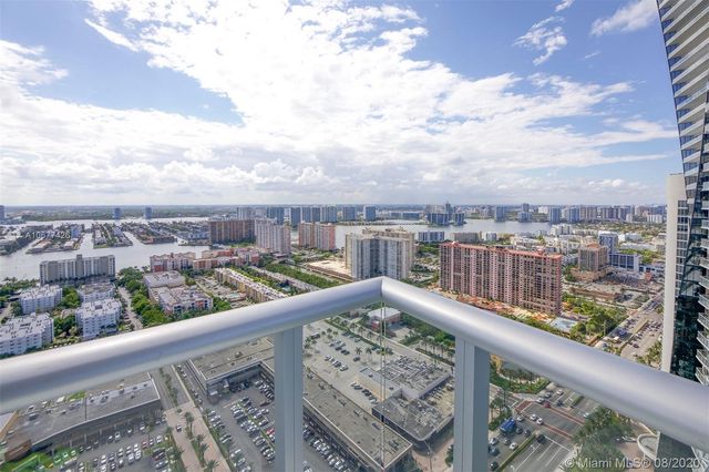 $2,100,000 | 17001 Collins Avenue, Unit 4008, Sunny Isles Beach, FL 33160