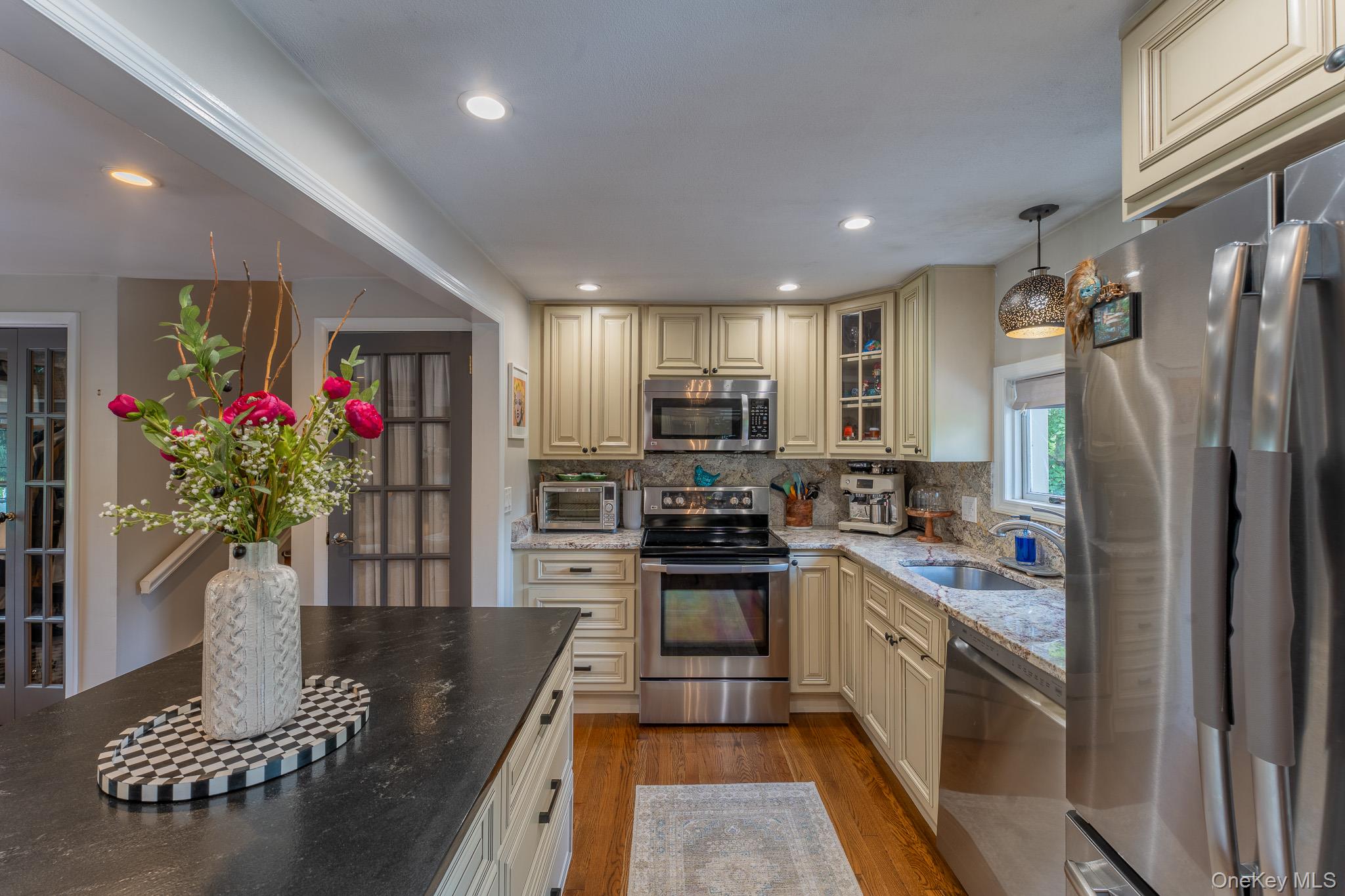 621 Stage Road Monroe, NY 10950 - Photo 10 of 29