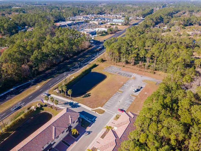 a view of an outdoor space