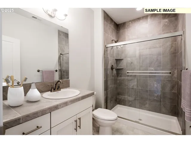 $916,000 | 4702 Northwest 71st Avenue, Camas, WA 98607