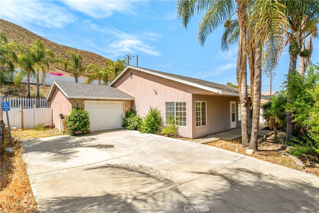 29582 Toomas Circle Menifee, CA 92587 - Photo 23 of 30 a view of a house with a patio