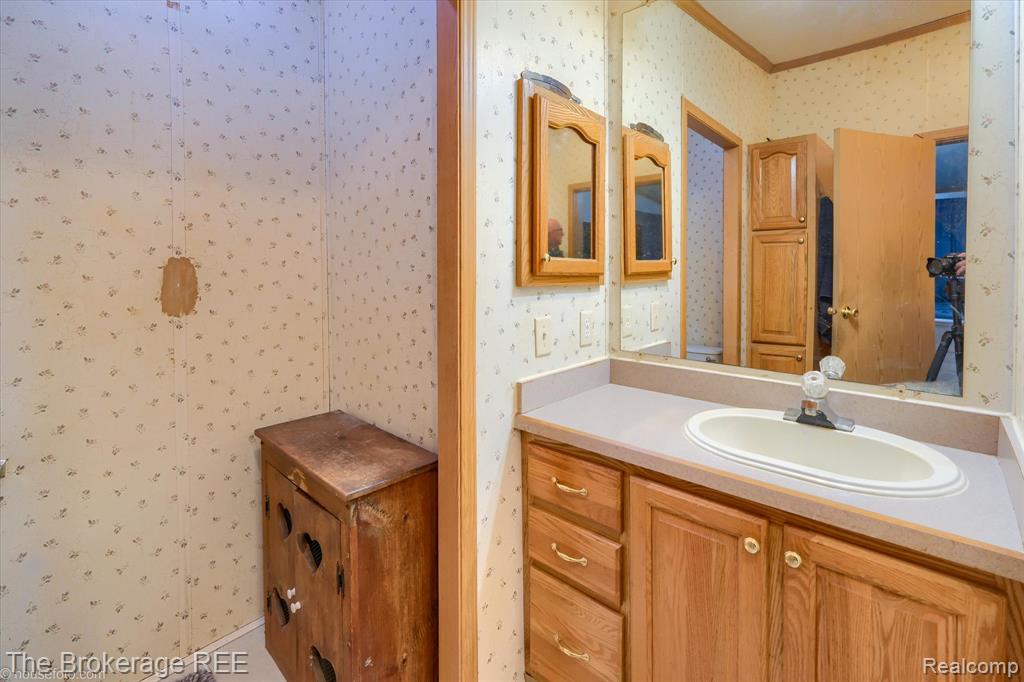 8247 Center Road Mount Morris, MI 48458 - Photo 37 of 46