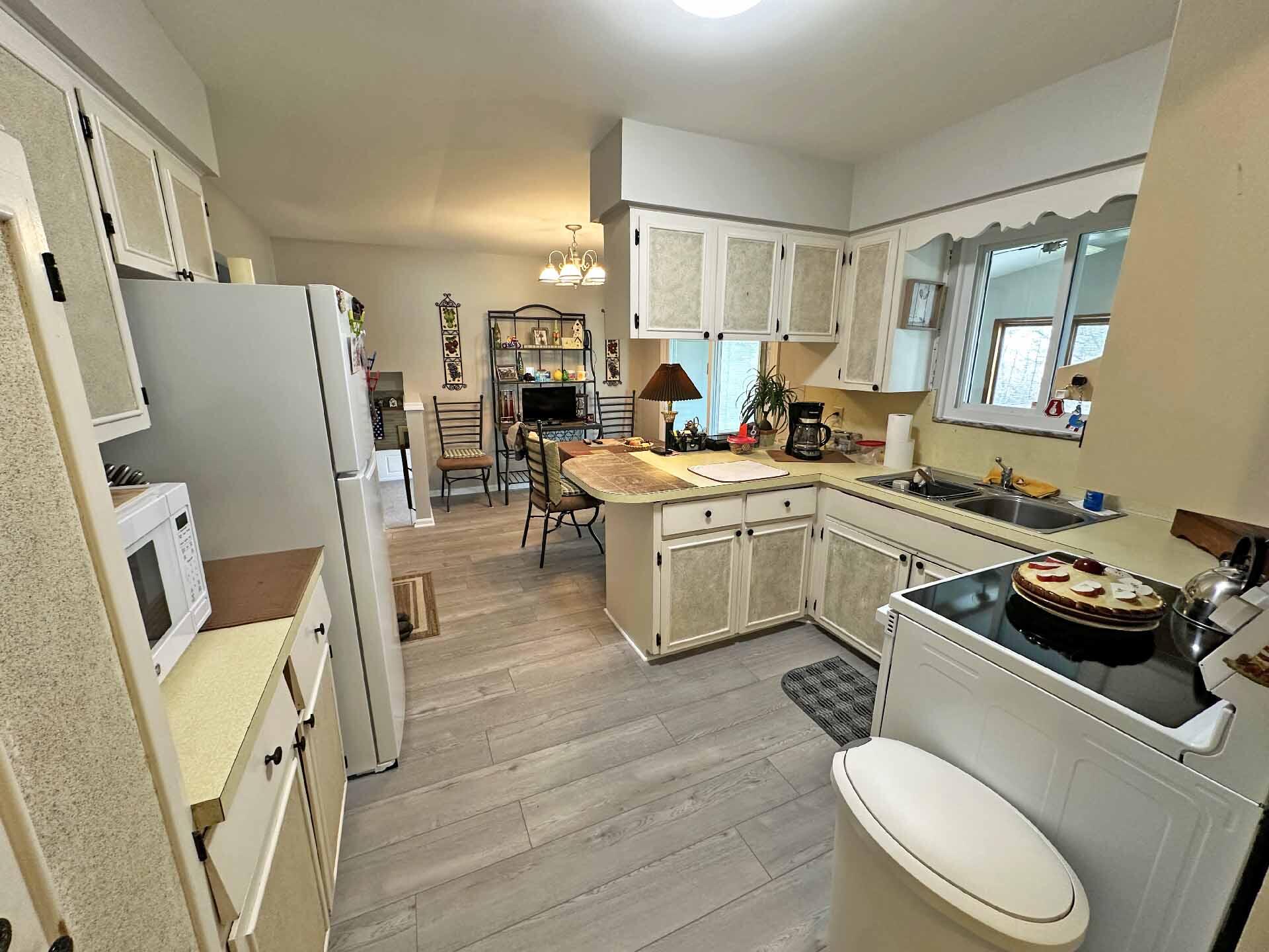 2565 Carleton Rockwood Road Carleton, MI 48117 - Photo 13 of 30 2565 Carlton-16 (1)