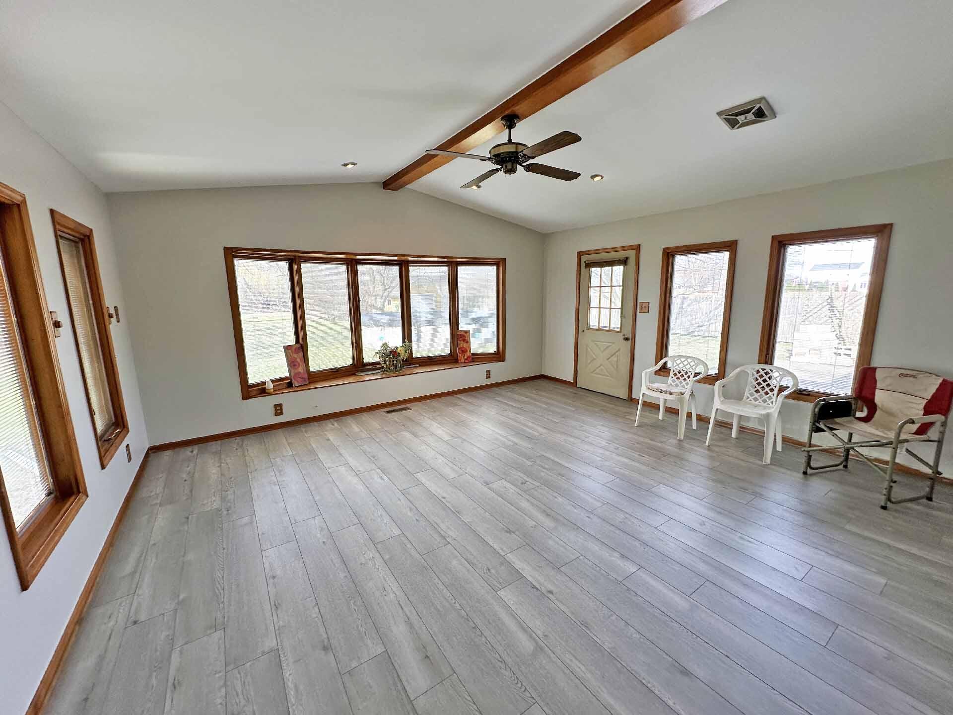 2565 Carleton Rockwood Road Carleton, MI 48117 - Photo 15 of 30 2565 Carlton-14 (2)