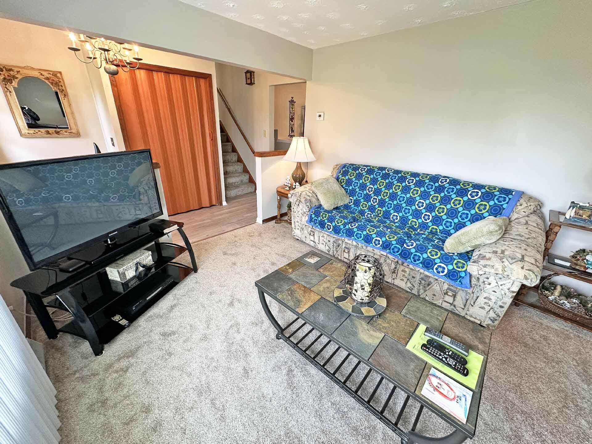 2565 Carleton Rockwood Road Carleton, MI 48117 - Photo 8 of 30 2565 Carlton-31 (1)