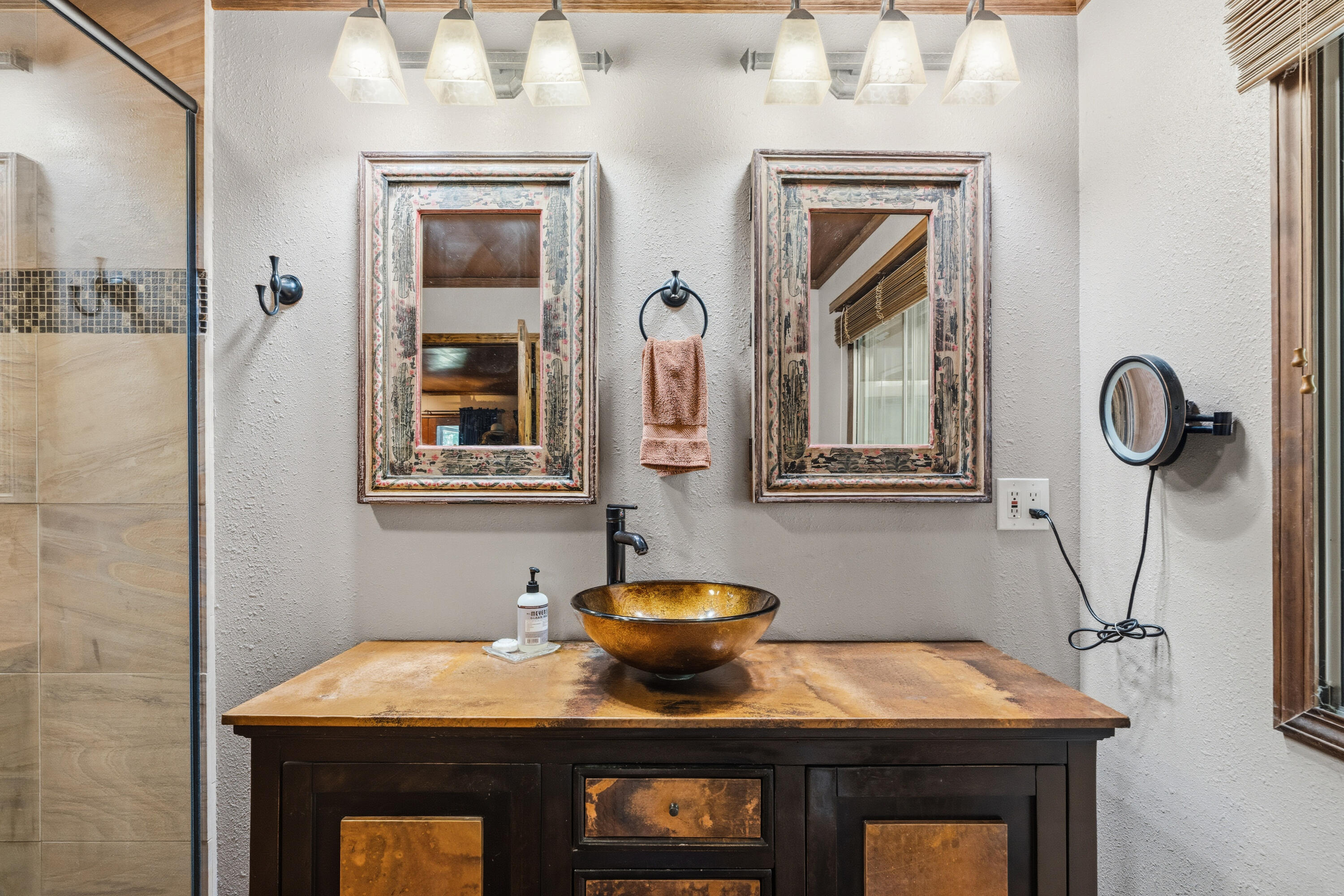 7141 Goose Chase Road Shingletown, CA 96088 - Photo 32 of 62 Primary Bathroom