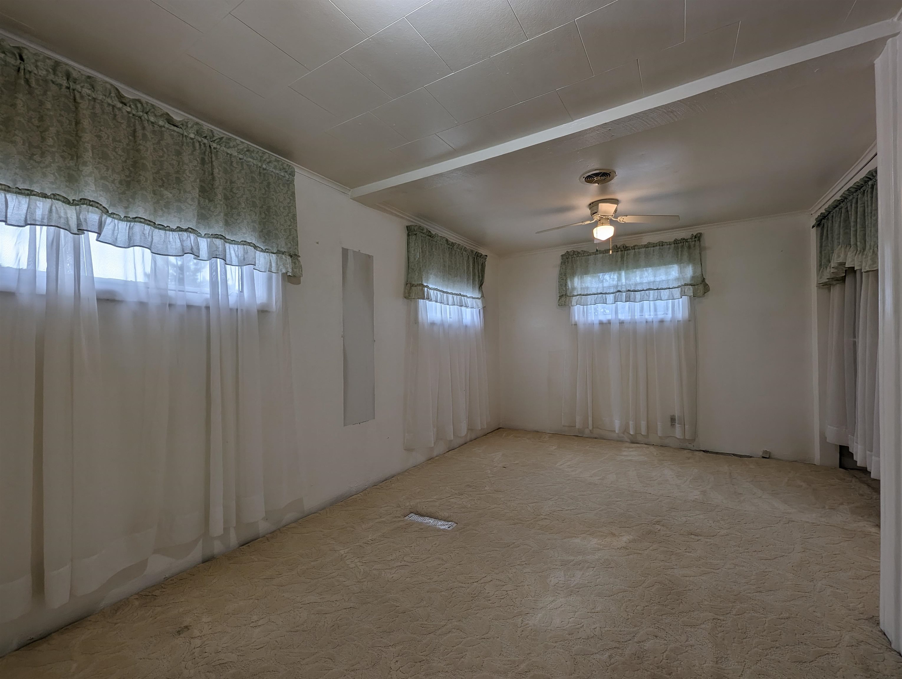 10281 East Pickard Road Mount Pleasant, MI 48858 - Photo 15 of 24