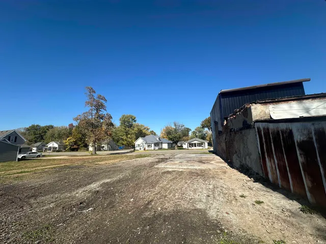 $159,900 | 420 West Main Street, Jasonville, IN 47438