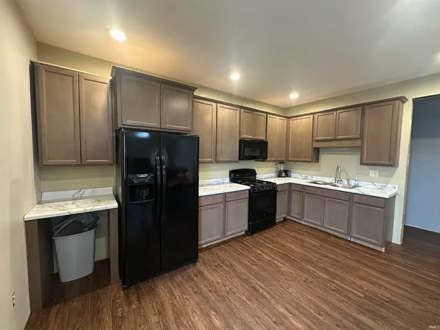 $149,900 | 420 West Main Street, Jasonville, IN 47438