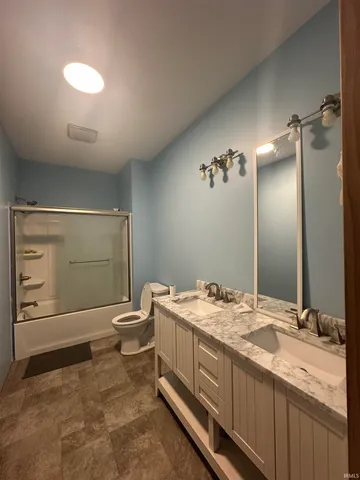 $159,900 | 420 West Main Street, Jasonville, IN 47438