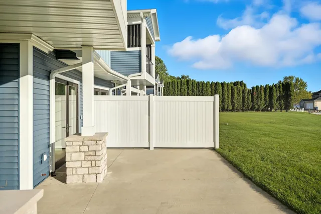 $765,000 | 35 Ln 345 Crooked Lake, Angola, IN 46703