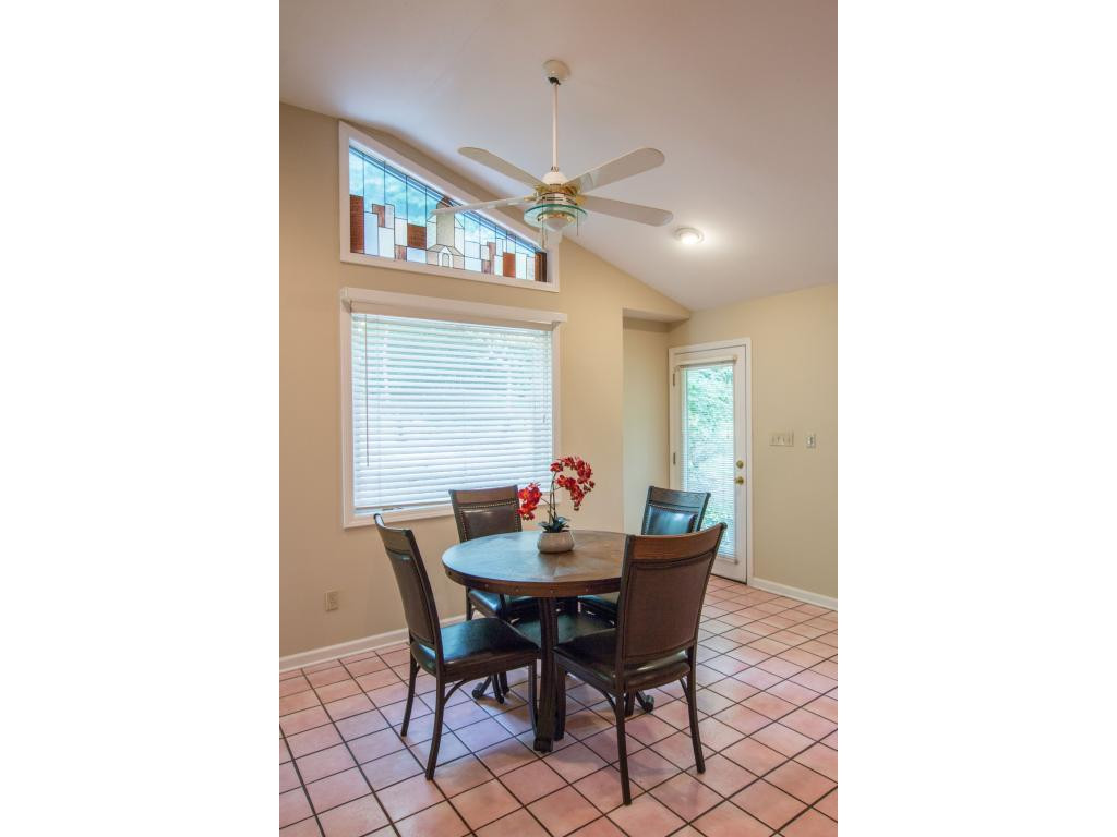 317 Robin Road Bristol, TN 37620 - Photo 15 of 35 Photo 15