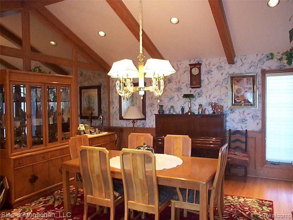 1177 River Road St. Clair, MI 48079 - Photo 4 of 58 4 FORMAL DINING RM 1177 RIVER.jpg