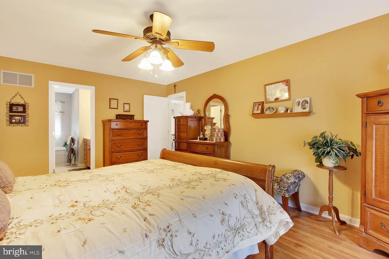 1330 Saddleback Road York, PA 17408 - Photo 17 of 35 Gallery Image 17