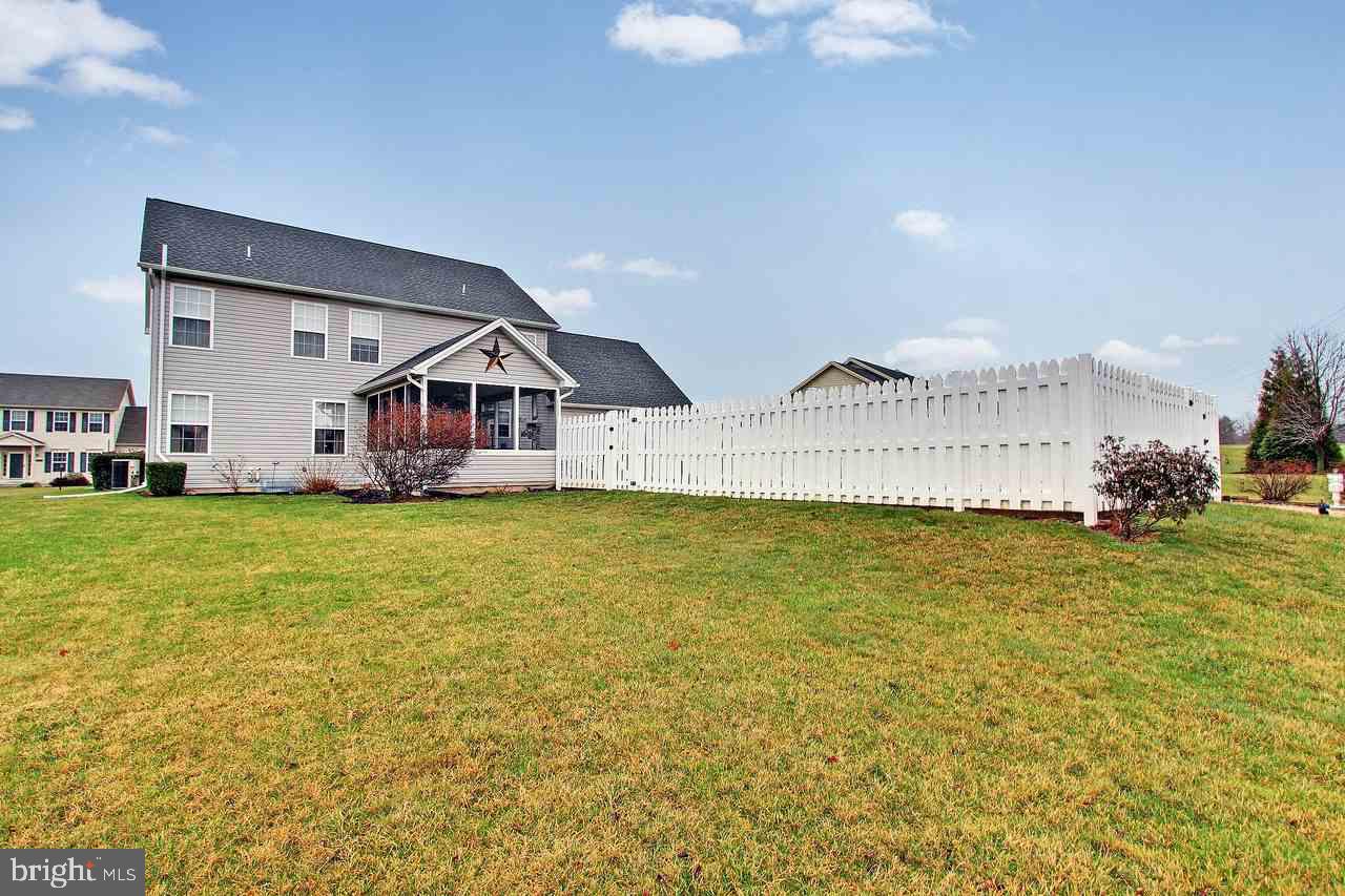 1330 Saddleback Road York, PA 17408 - Photo 34 of 35 Gallery Image 34