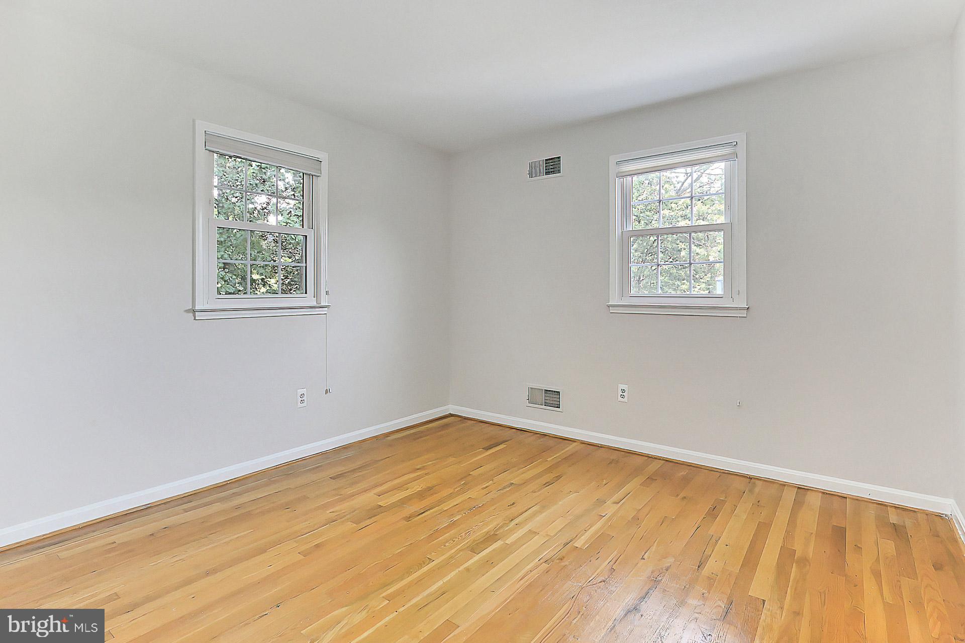 6808 Sydenstricker Road Springfield, VA 22153 - Photo 32 of 65 Bedroom 2 All hardwoods on upper level