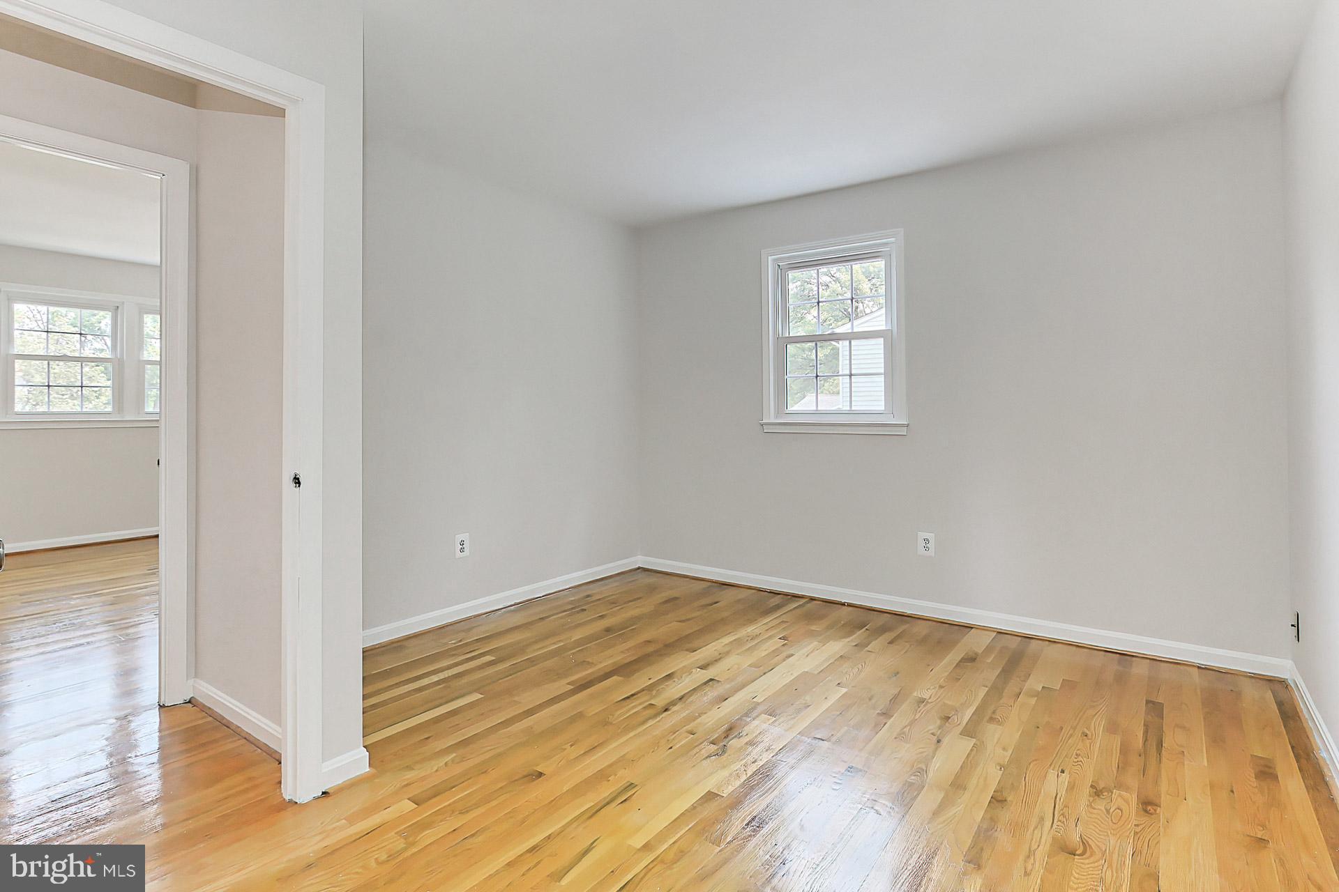 6808 Sydenstricker Road Springfield, VA 22153 - Photo 33 of 65 Bedroom 3
