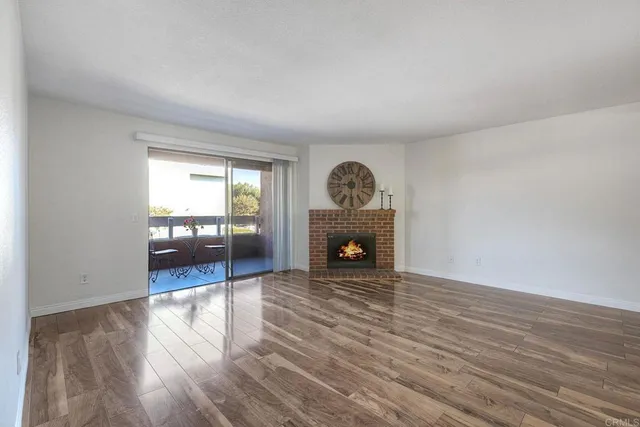 $399,999 | 1010 East Washington Avenue, Unit 73, Escondido, CA 92025