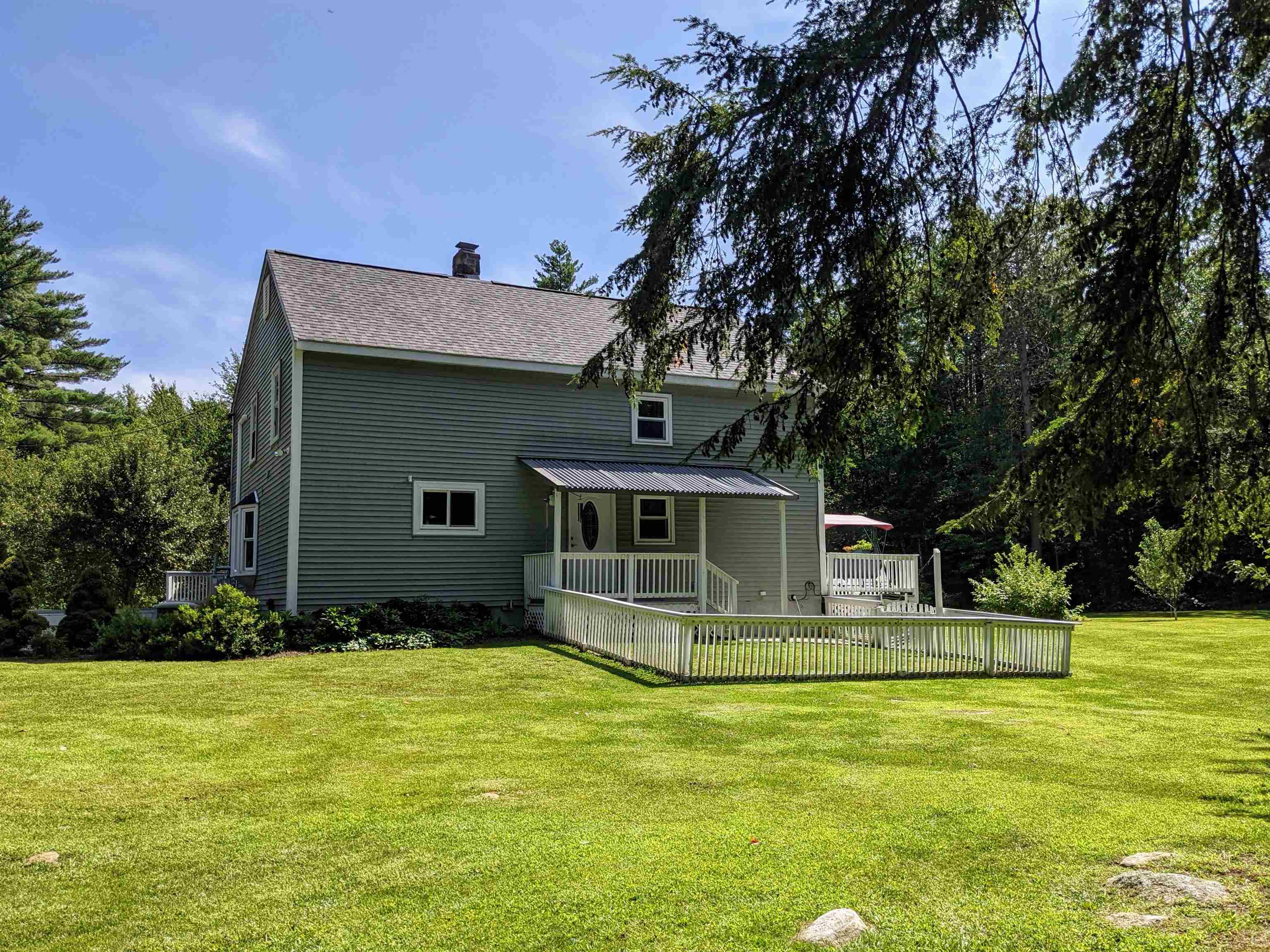 577 Highway 129 Loudon, NH 03307 - Photo 3 of 40 Gallery Image 3