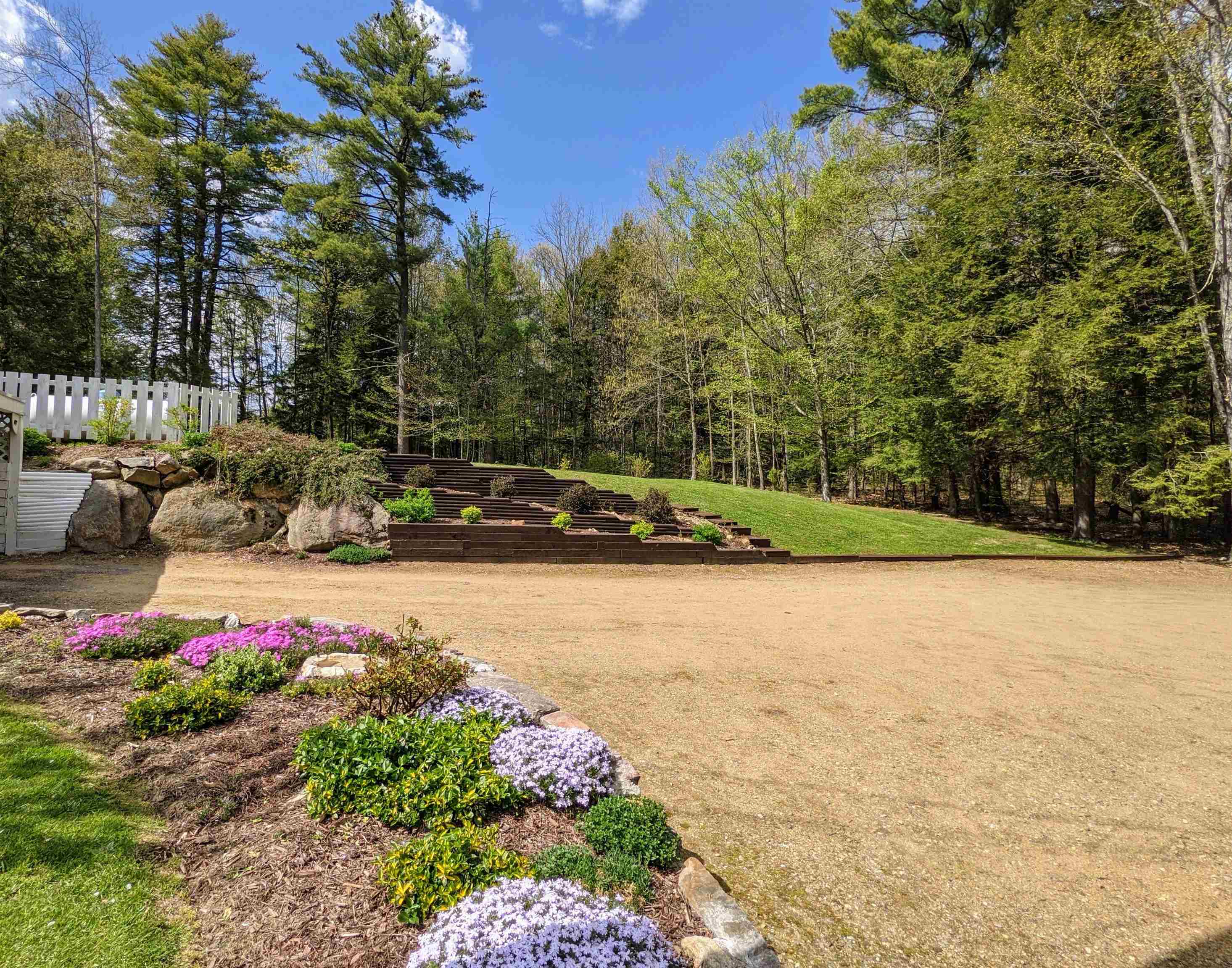 577 Highway 129 Loudon, NH 03307 - Photo 8 of 40 Gallery Image 8