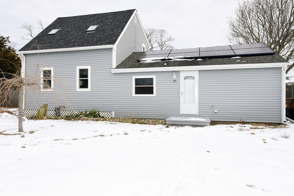 38 Leland Road Marshfield, MA 02050 - Photo 1 of 19 Gallery Image 1