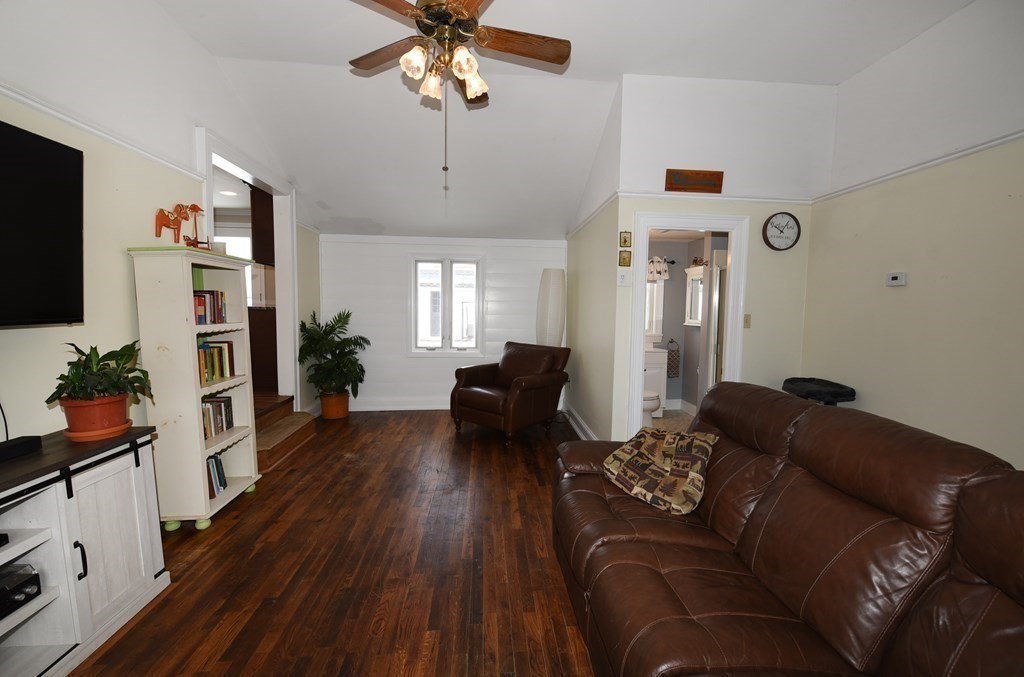 38 Leland Road Marshfield, MA 02050 - Photo 4 of 19 Gallery Image 4