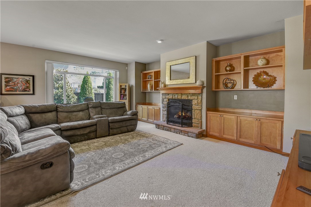 218 185th Place Southwest Bothell, WA 98012 - Photo 14 of 33 Gallery Image 14