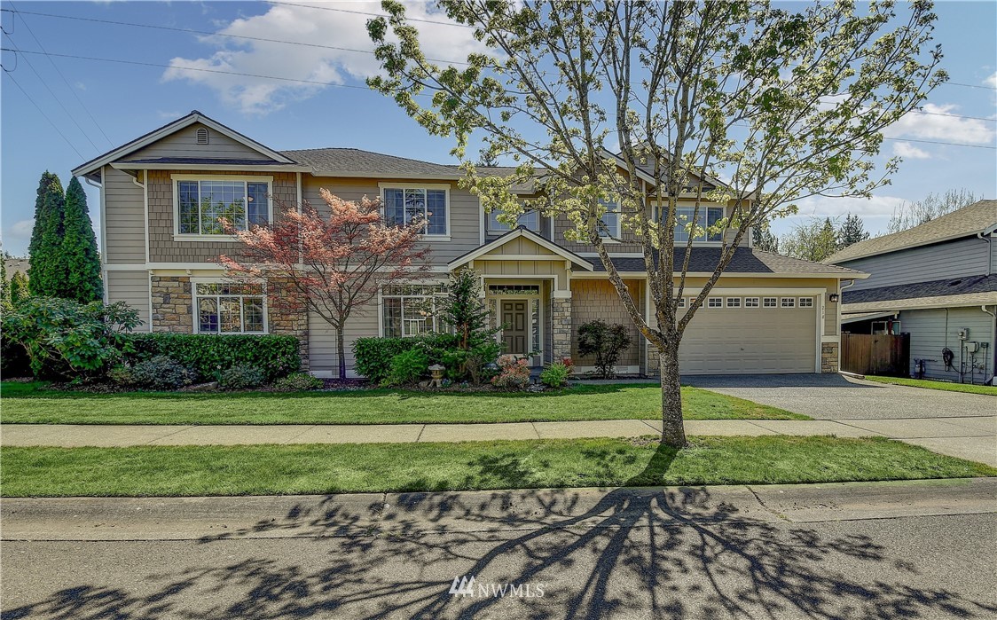 218 185th Place Southwest Bothell, WA 98012 - Photo 3 of 33 Gallery Image 3