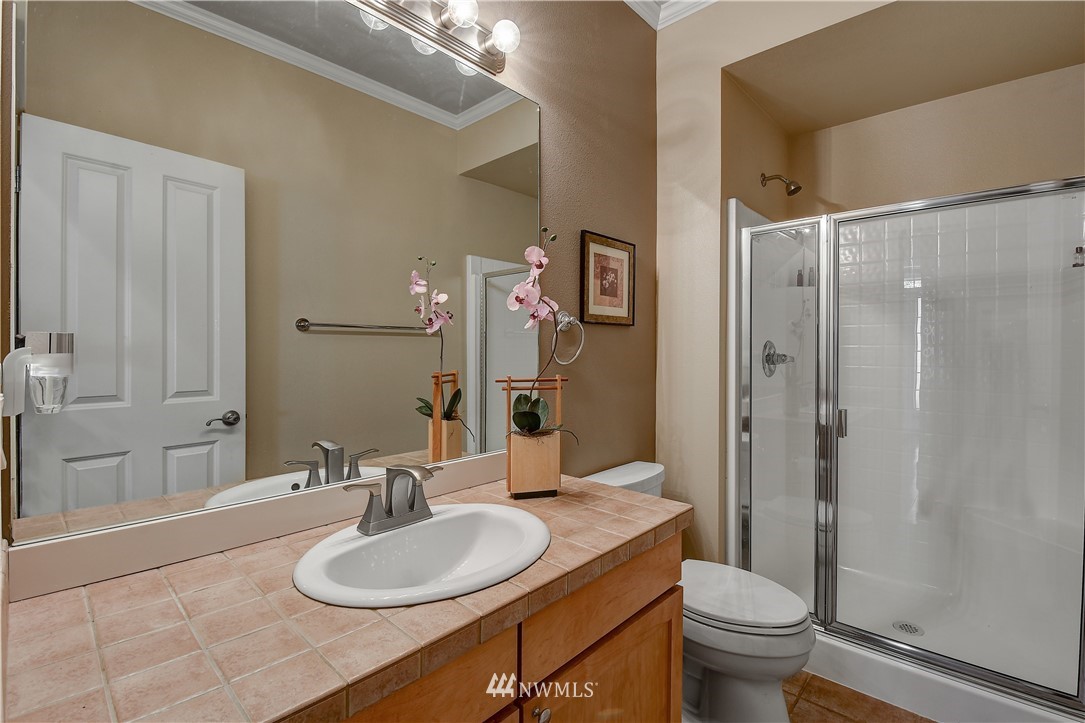 218 185th Place Southwest Bothell, WA 98012 - Photo 25 of 33 Gallery Image 25