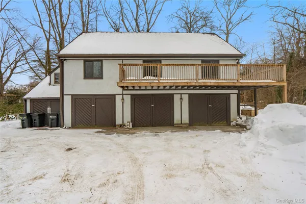 $2,899,000 | 19 Frost Creek Drive, Locust Valley, NY 11560