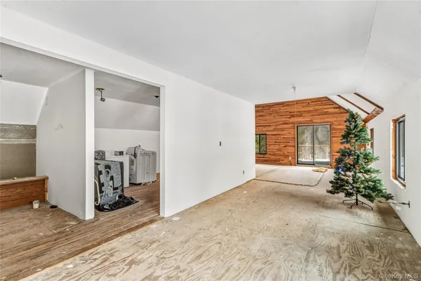 $2,899,000 | 19 Frost Creek Drive, Locust Valley, NY 11560