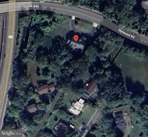 $2,100,000 | 6975 Idylwood Road, Falls Church, VA 22043