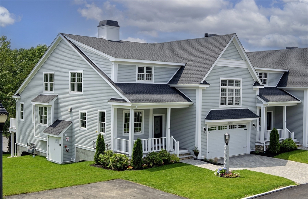 21 Clubview Drive, Unit 21 Andover, MA 01810 - Photo 1 of 34