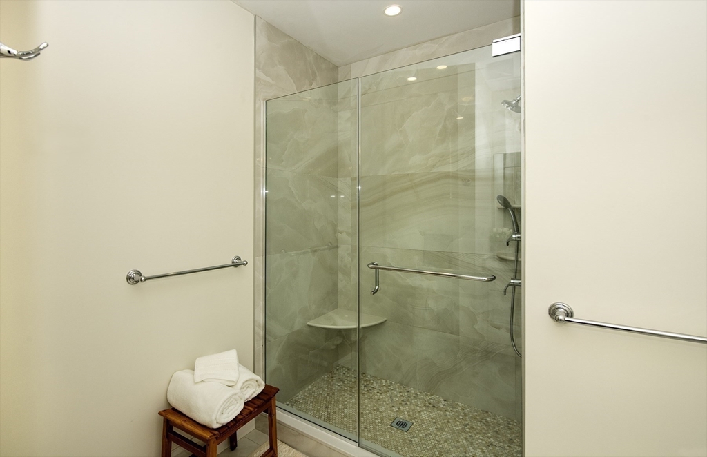 21 Clubview Drive, Unit 21 Andover, MA 01810 - Photo 19 of 34