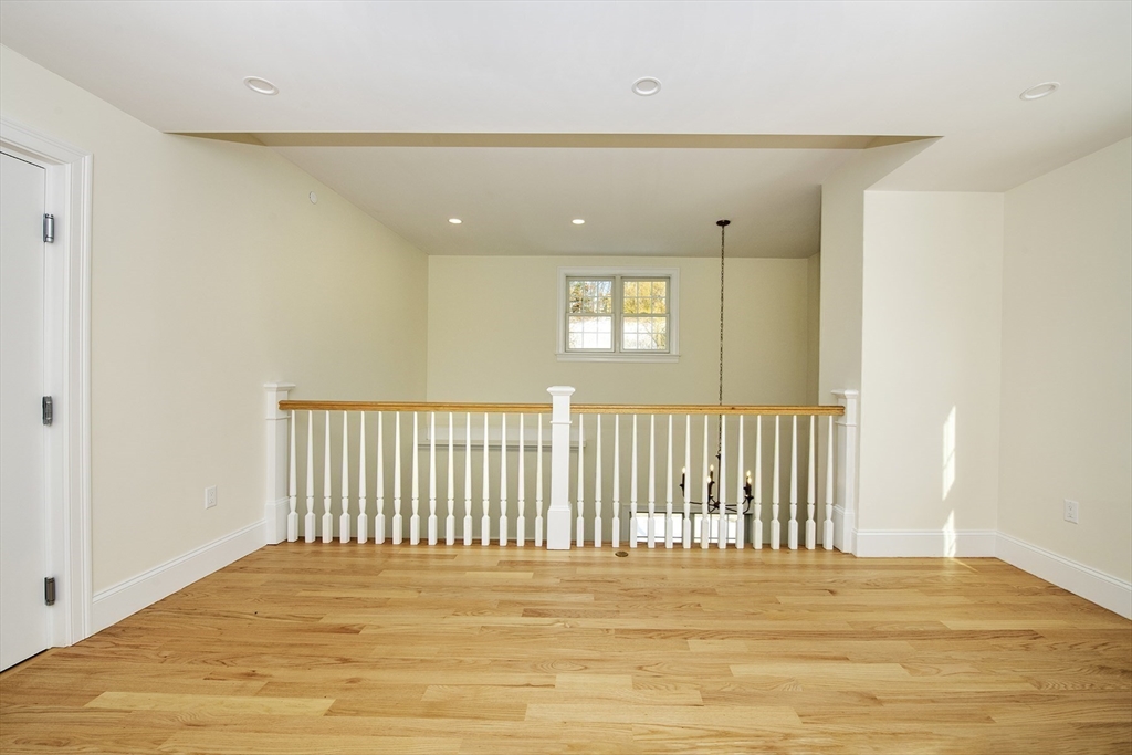 21 Clubview Drive, Unit 21 Andover, MA 01810 - Photo 24 of 34