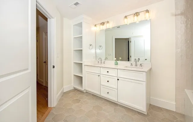 $1,650,000 | 21 Clubview Drive, Unit 21, Andover, MA 01810