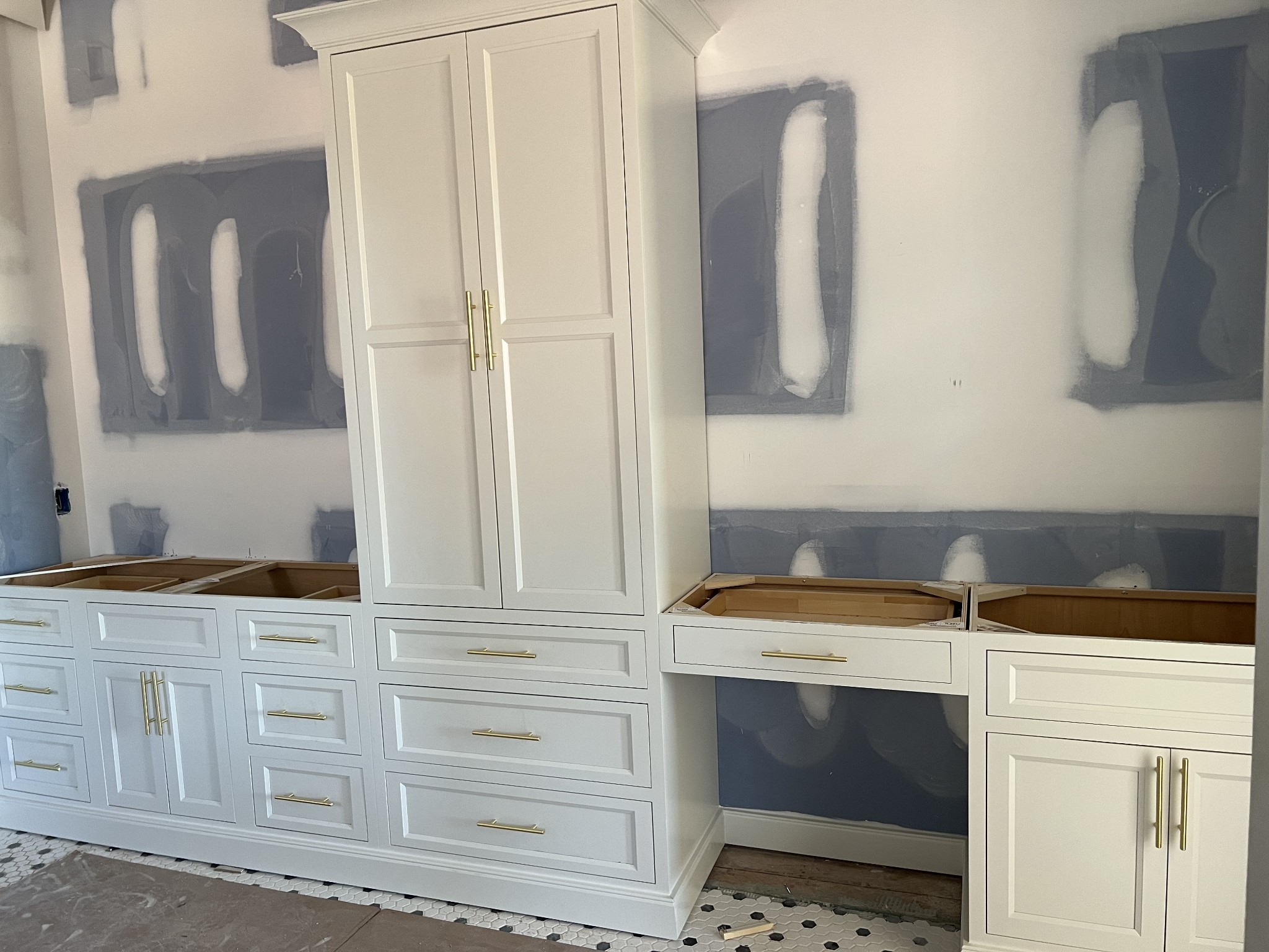 131 Alfred Ladd Road Franklin, TN 37064 - Photo 8 of 34 a bathroom with a sink and a mirror