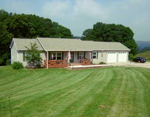 624 Bocktown Cork Road Clinton, PA 15026 - Photo 1 of 8 Gallery Image 1