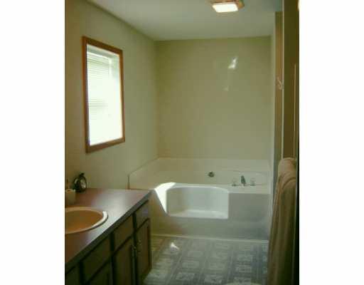 624 Bocktown Cork Road Clinton, PA 15026 - Photo 7 of 8 Gallery Image 7