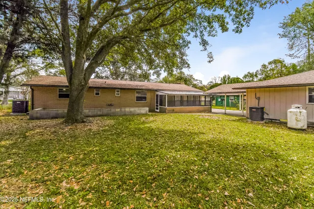 $1,945 | 10632 Pinholster Road, Jacksonville, FL 32218