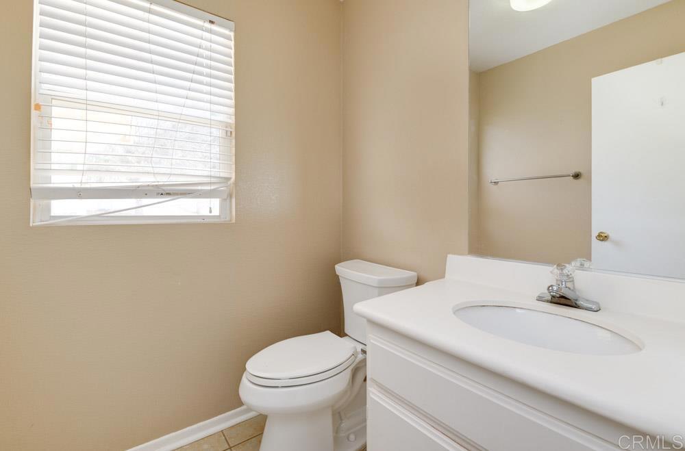 2156 Krystal Place Escondido, CA 92026 - Photo 20 of 28