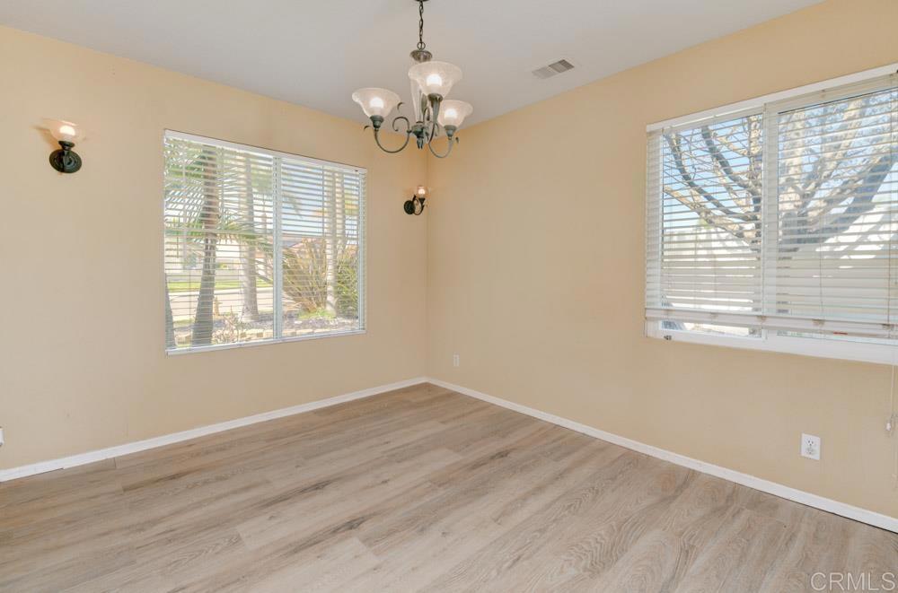 2156 Krystal Place Escondido, CA 92026 - Photo 3 of 28