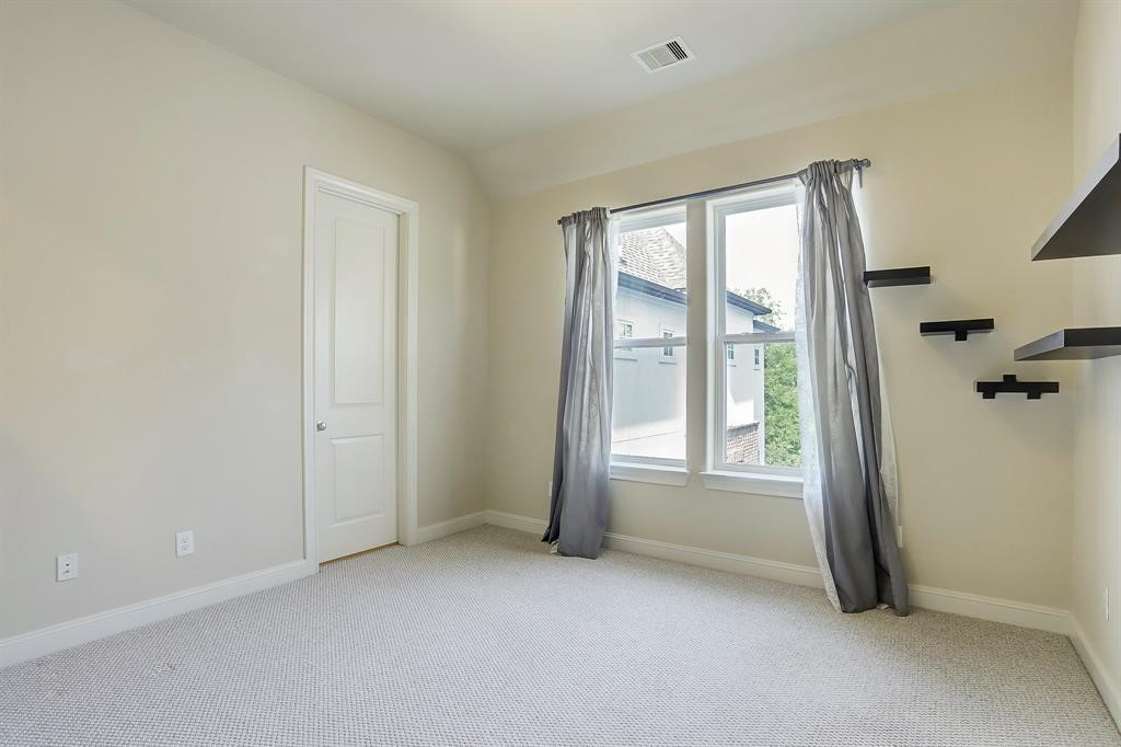 5108 Larkin Street Houston, TX 77007 - Photo 10 of 14