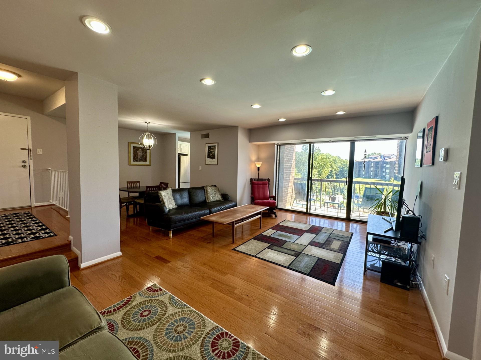 Open layout with lots of natural light