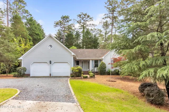 $449,999 | 80 Lake Forest Drive Southwest, Pinehurst, NC 28374