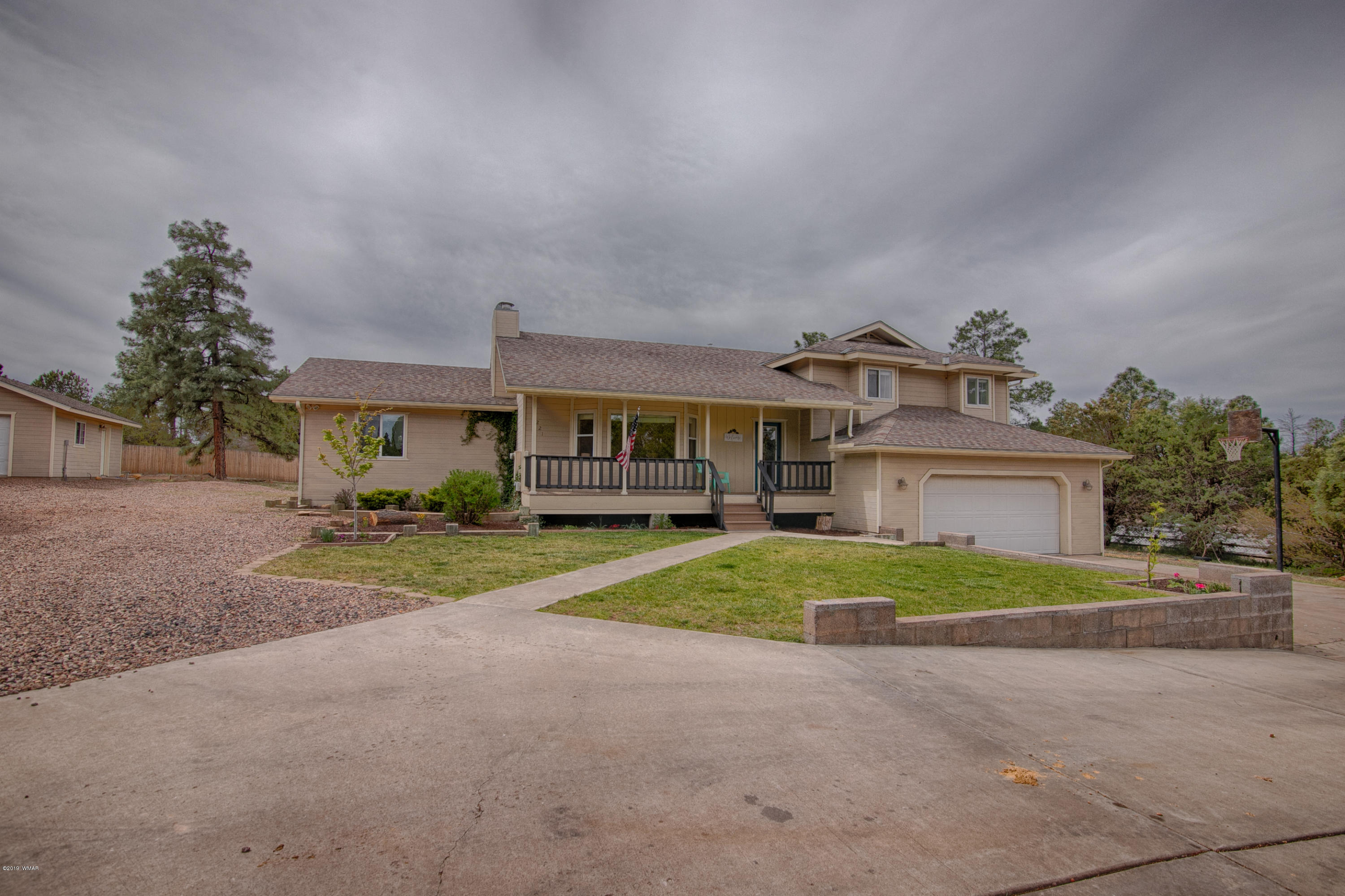 1221 West Old Linden Road Show Low, AZ 85901 - Photo 2 of 45